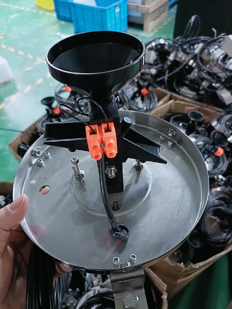 Fournisseurs de pluviomètres à augets basculants de 0,2 mm.jpg