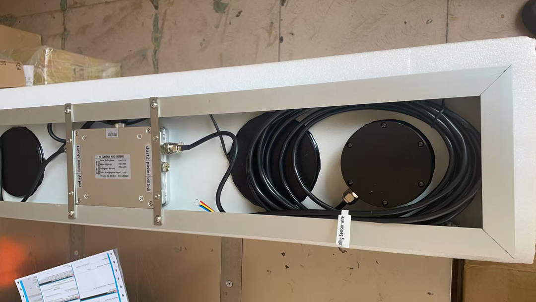 Instrument de surveillance de la poussière solaire (capteur de salissure).jpg