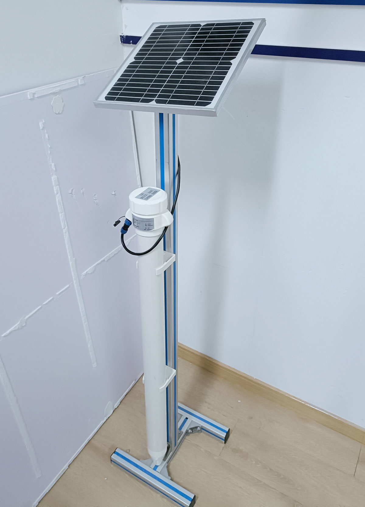 Capteur d'humidité du sol multi-profondeur.jpg Capteur d'humidité du sol multi-profondeur.jpg