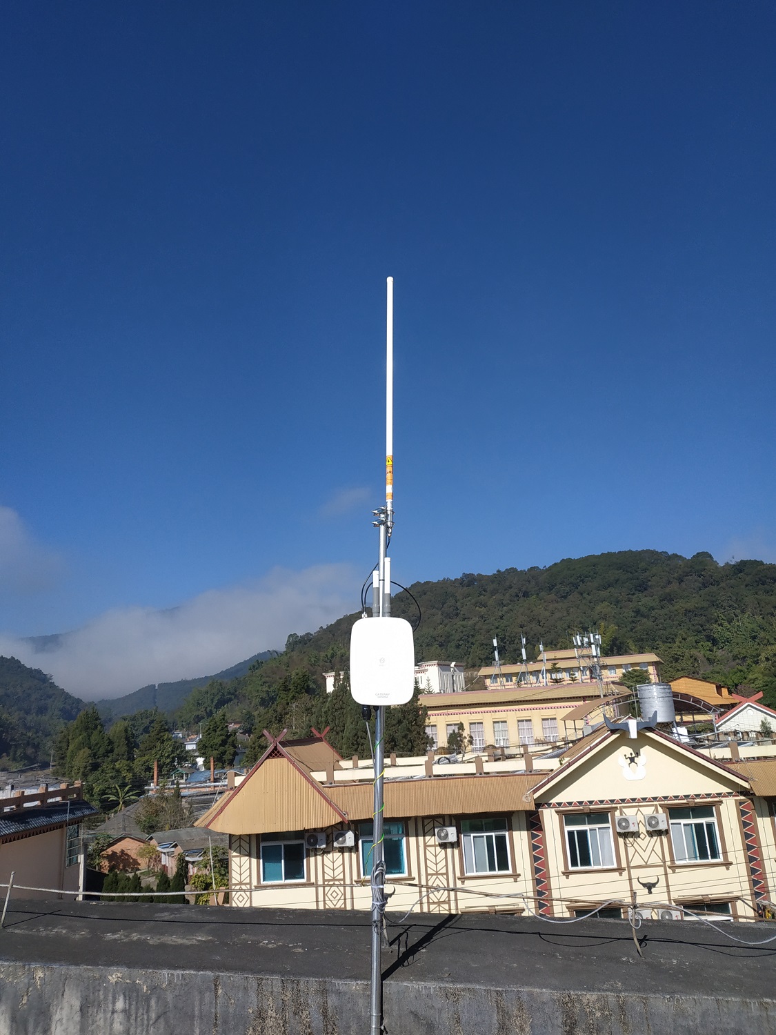 Passerelle LoRaWAN industrielle.jpg