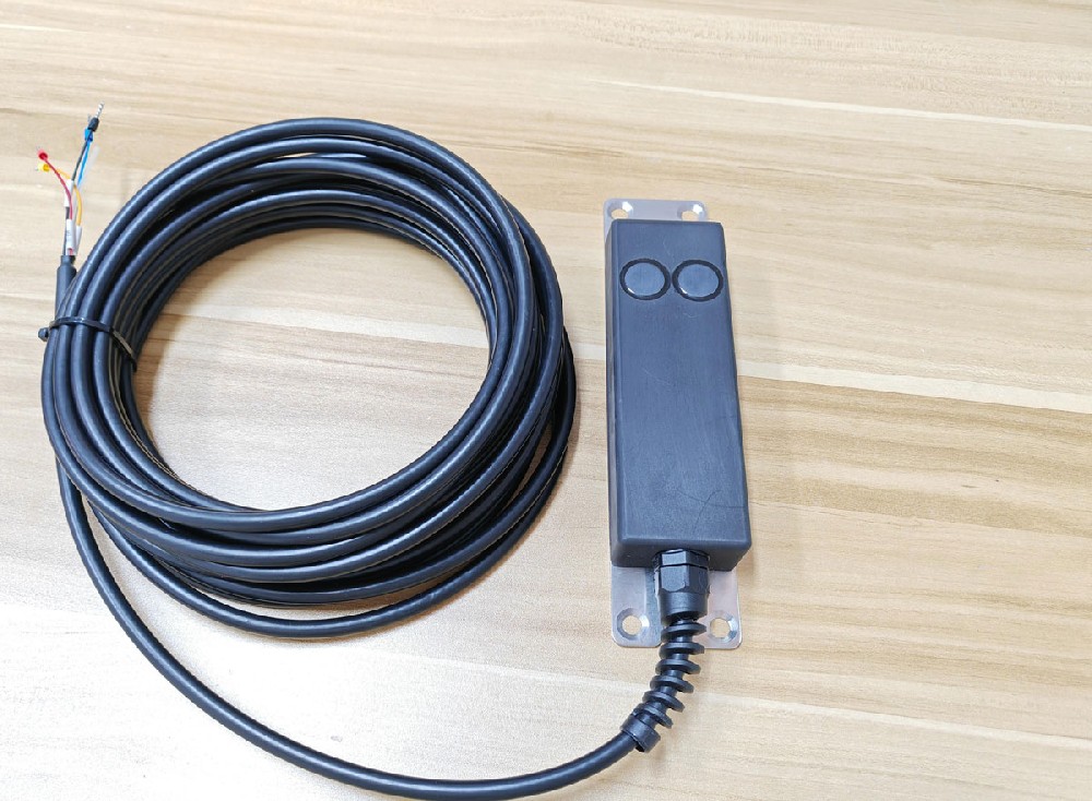 Débitmètre Doppler pour canaux ouverts, rivières et mesure dans des conduites non pleines